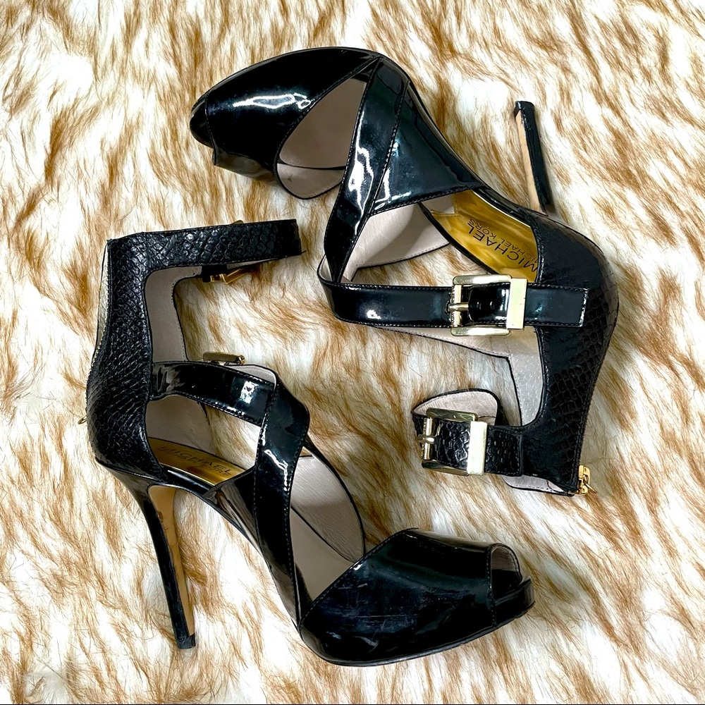 Michael Kors Tamara patent leather peep toe - Picture 2 of 13